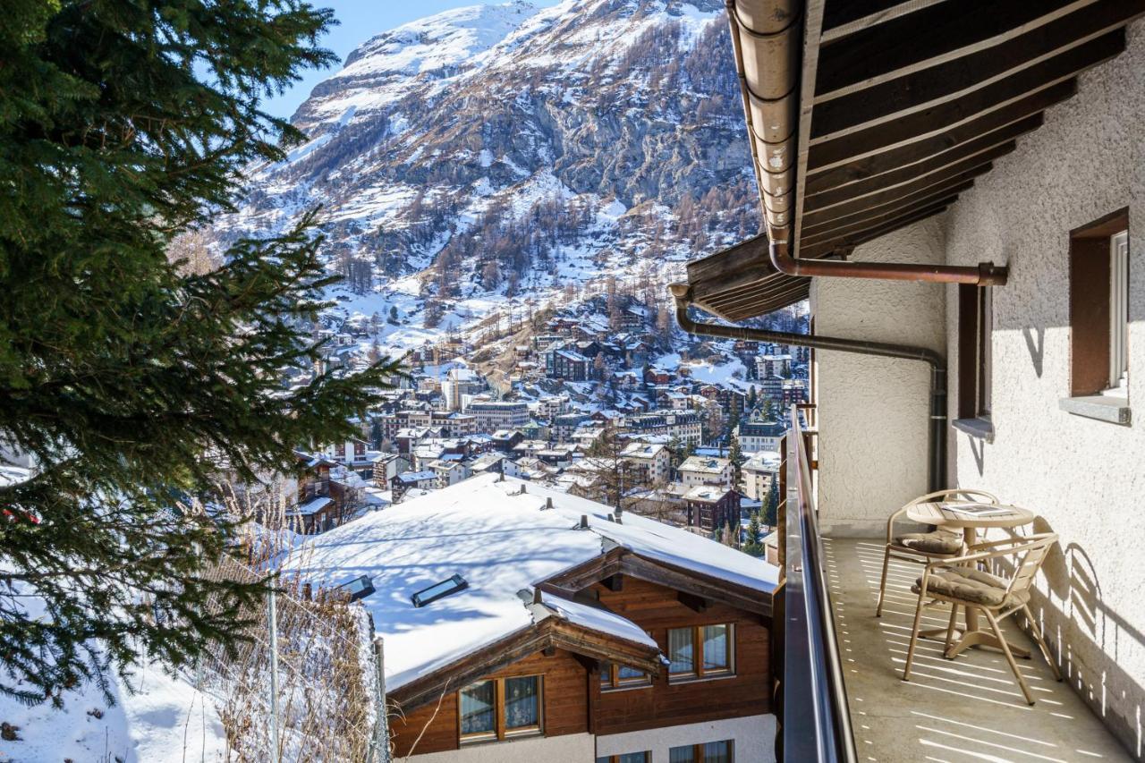 Hotel Alpenroyal Zermatt Exterior photo
